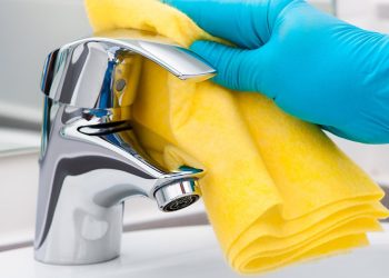 Steps on How to Clean a Bathroom Fast and Efficiently